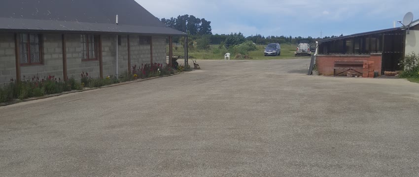 Driveway and laneway services